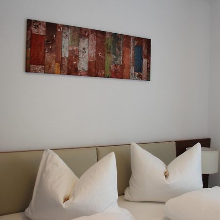 Hotel Schmales Haus Ульм Экстерьер фото