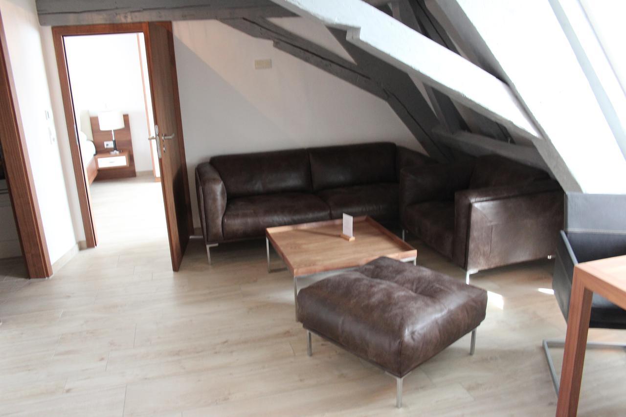 Hotel Schmales Haus Ульм Экстерьер фото